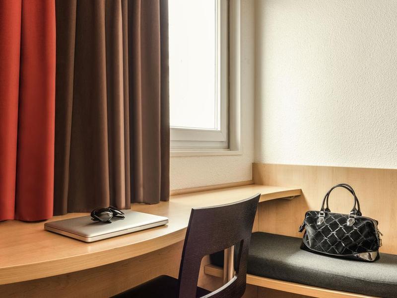 Ibis Budget - Porte De Bagnolet Exteriör bild