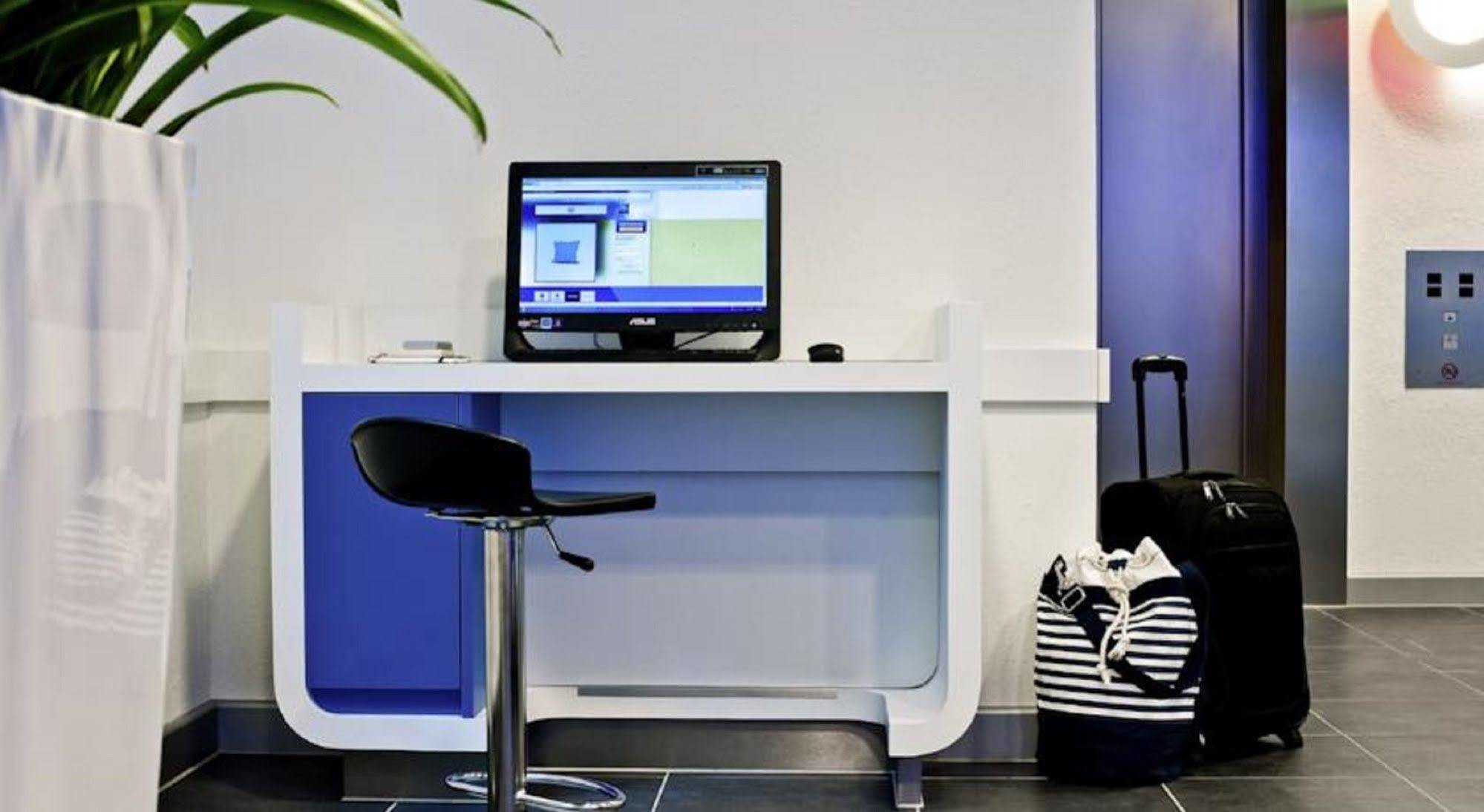 Ibis Budget - Porte De Bagnolet Exteriör bild